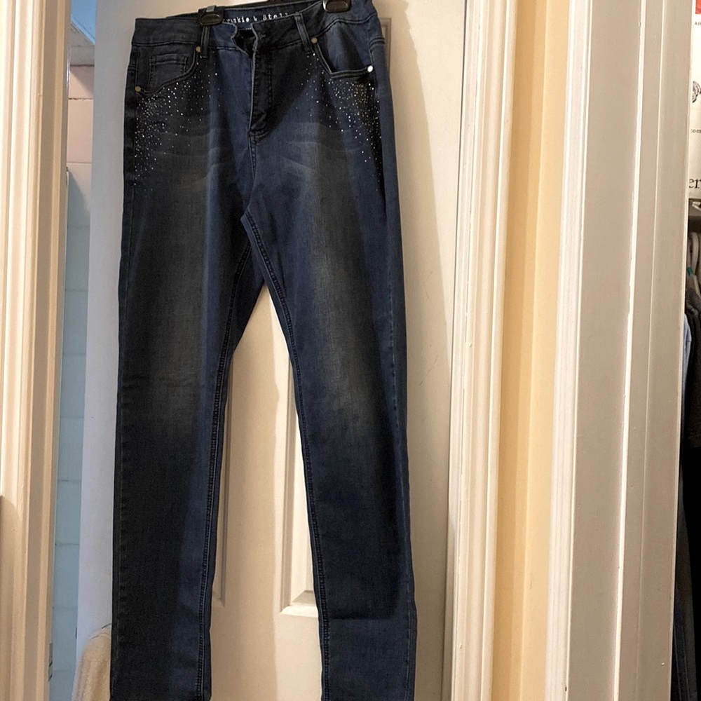 Brand new never worn jeans with sparkle embellishments on front pockets